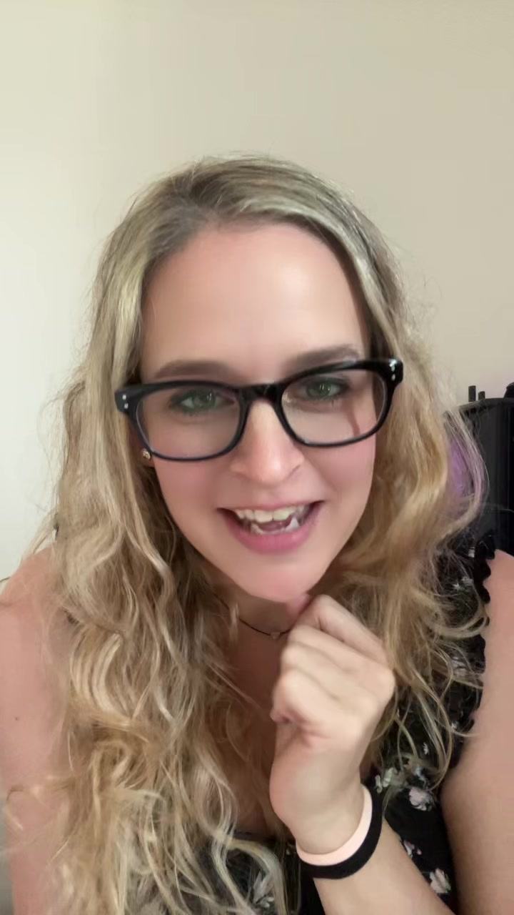 @xxxlunarfoxxx