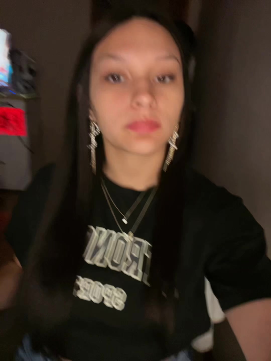 @user0885949383