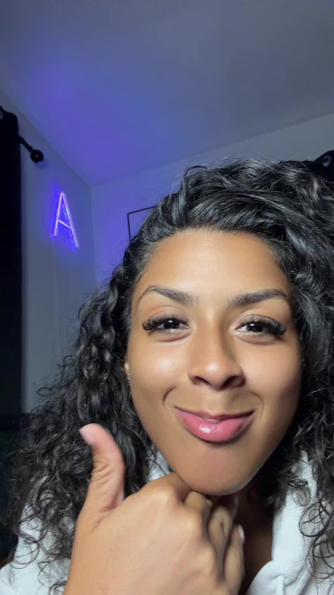@LaRealAsh