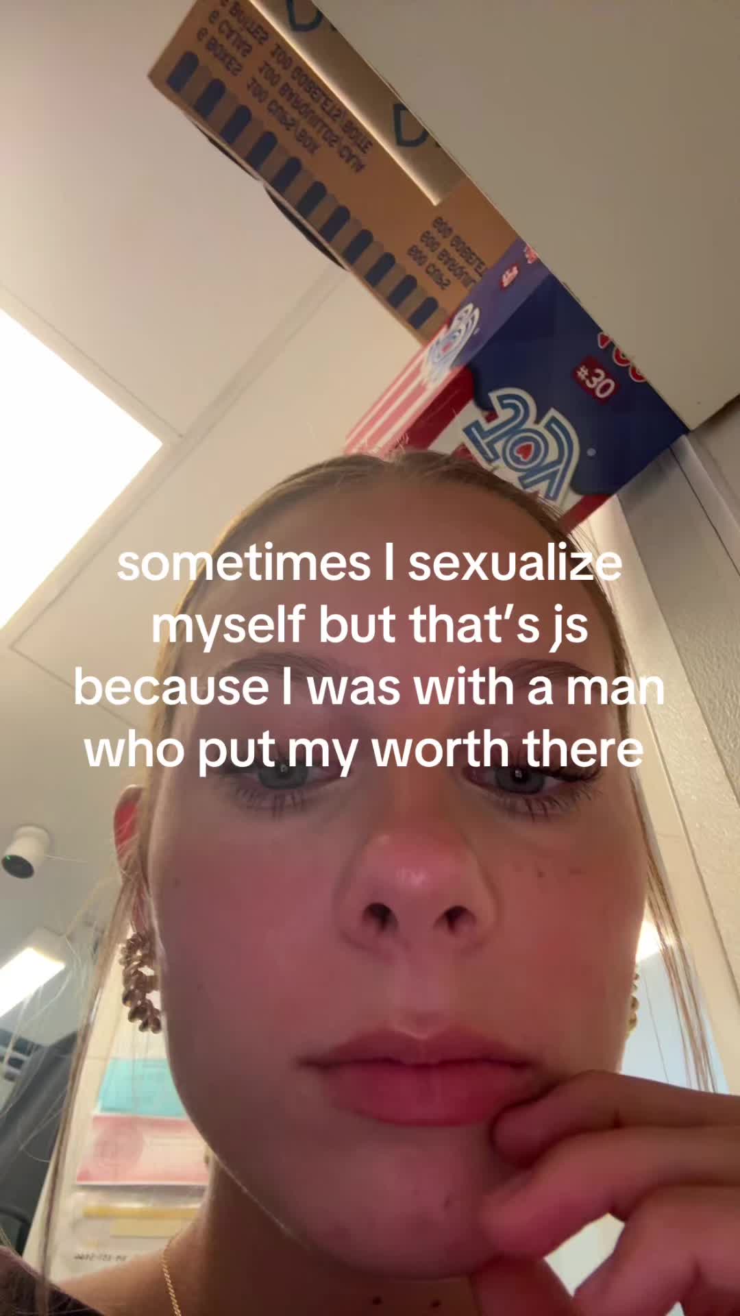@izzietriesherbest