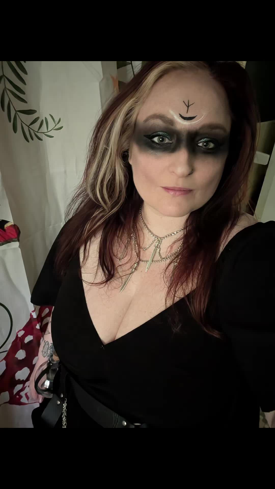 @WhimsiAltGoth