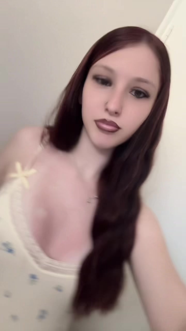 @_𝟐𝐩𝐫𝐞𝐭𝐭𝐲.𝐤𝐚𝐲𝐥𝐞𝐞.