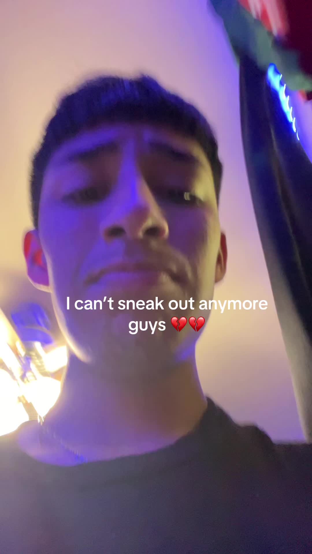 @￼