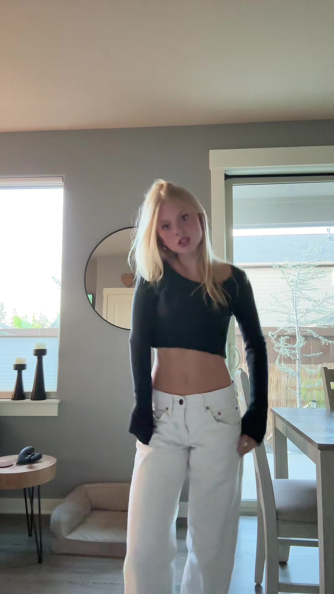 @janeyrae!