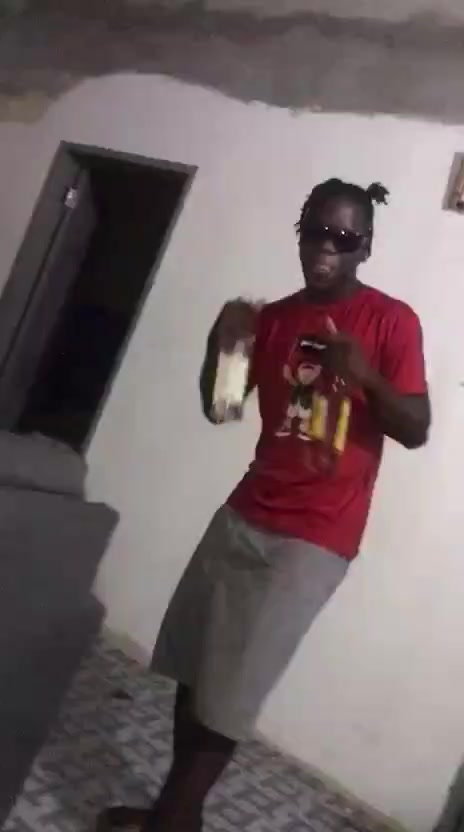 @BadsoundTroublesome🇱🇨🇬🇵🎶