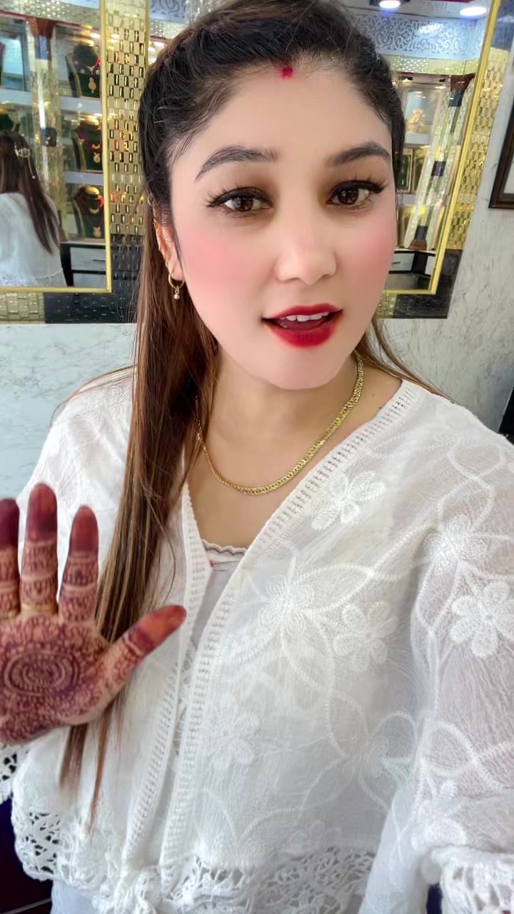 @पोखरेलि सुनचादी पसल चनौलि बजार