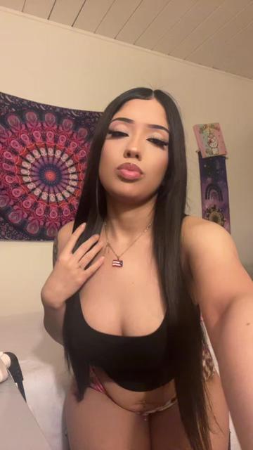 @dianaluvslatinos