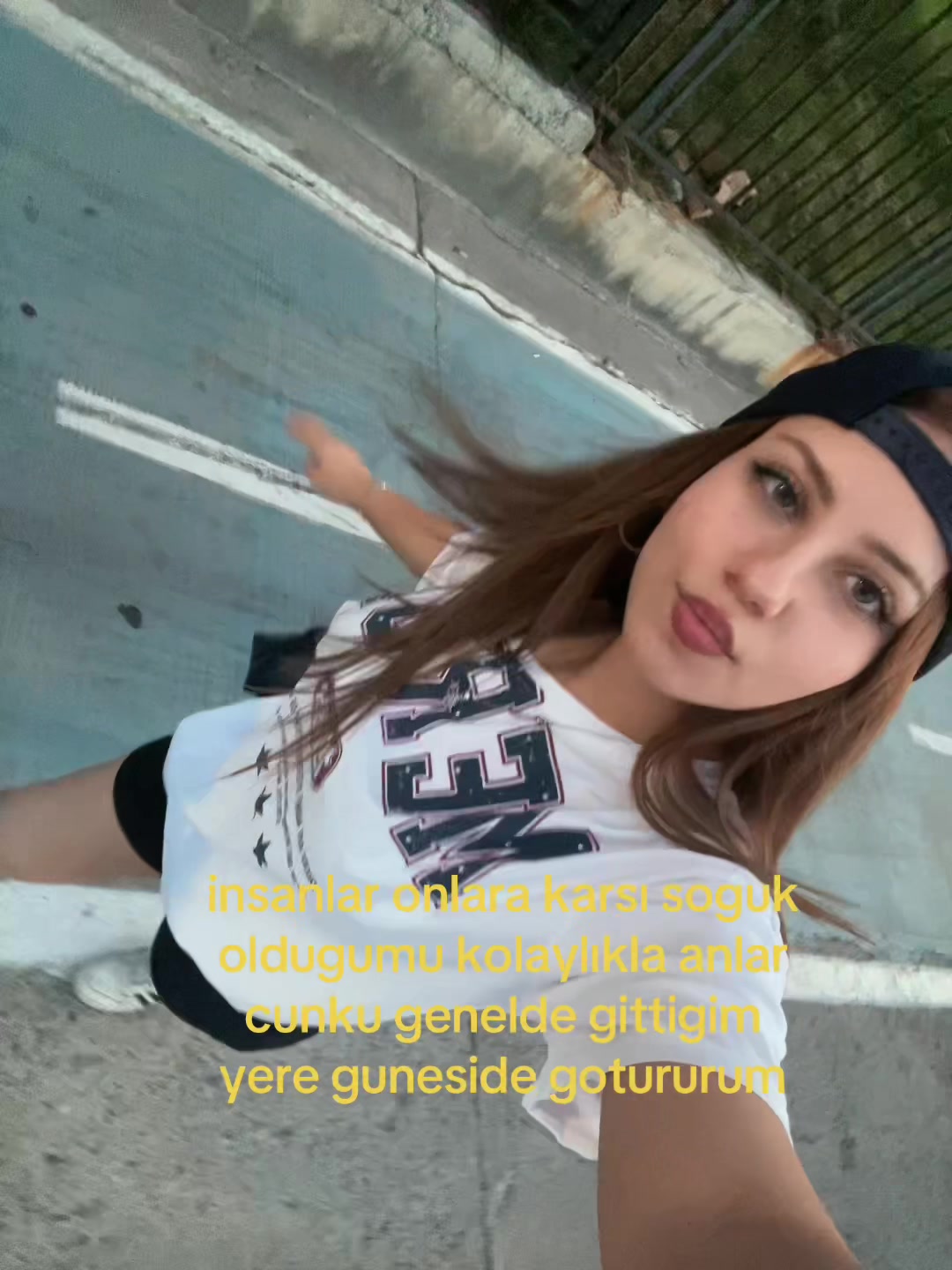 @𝐴𝑟𝑧𝑢🪽