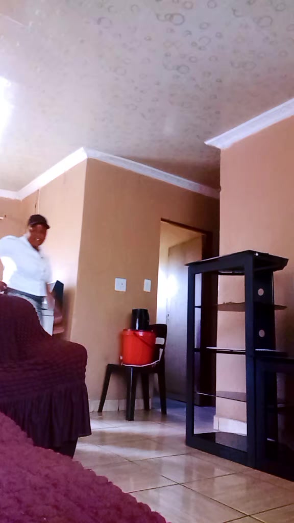 @daphneyivy
