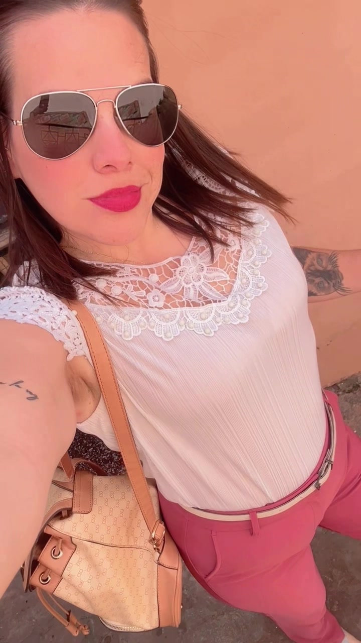 @𝓥𝓪𝓷𝓮 𝓑𝓮𝓷𝓲𝓽𝓮𝔃🌹