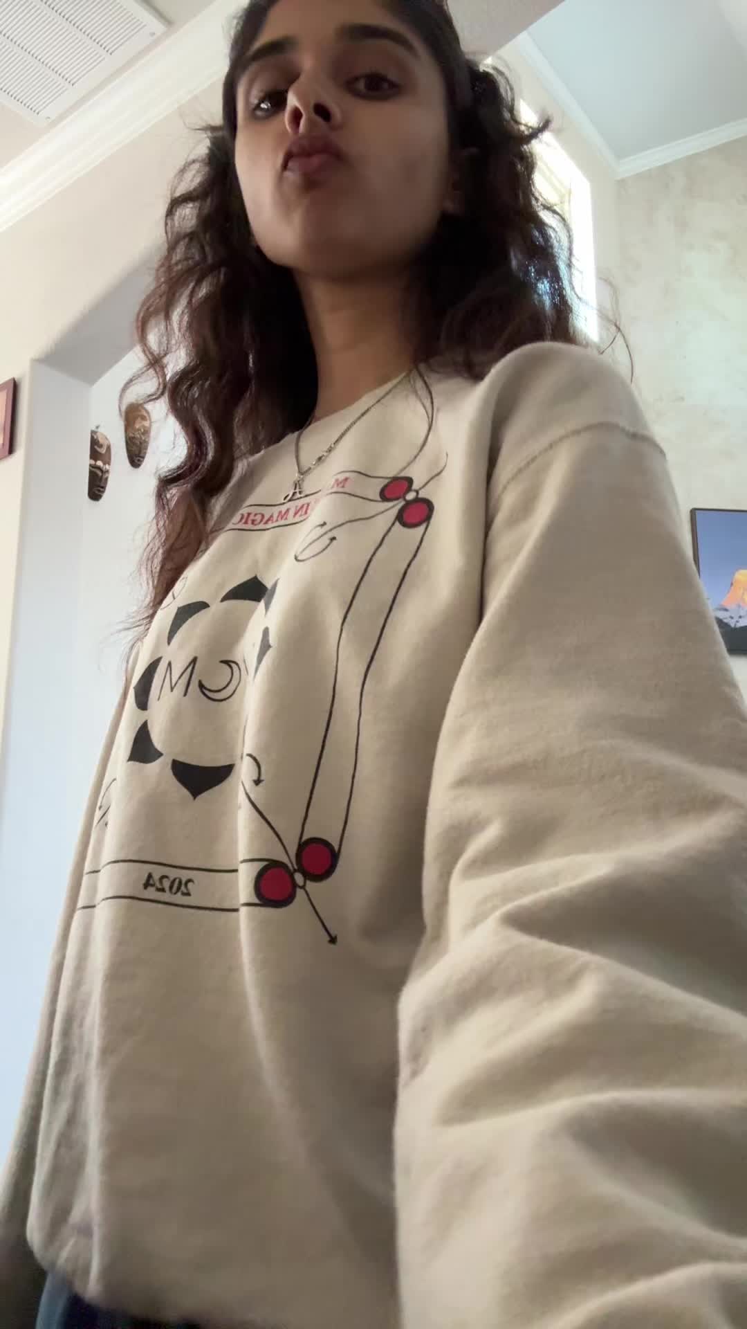 @atmika🌸