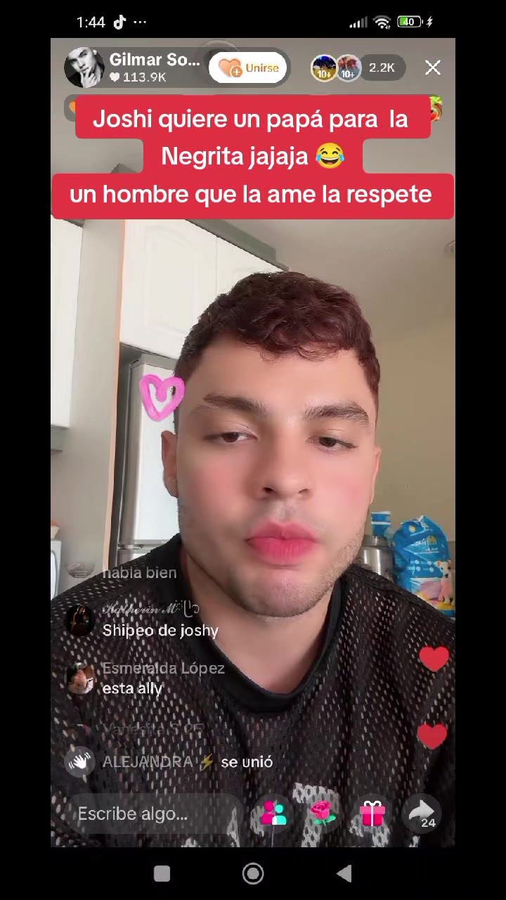 @AniEli