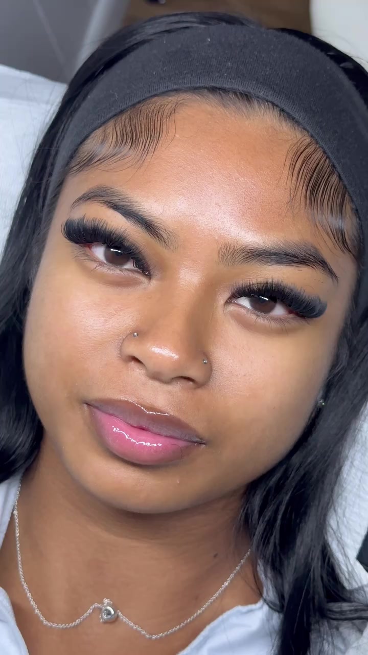 @Black_skinmakup