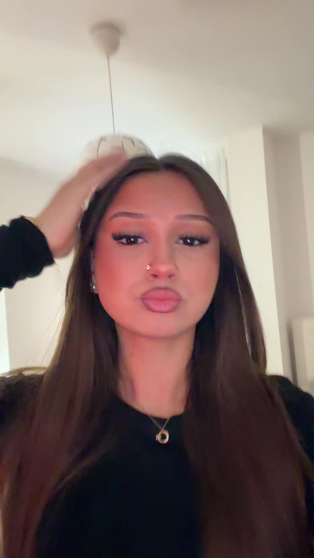 @🦇