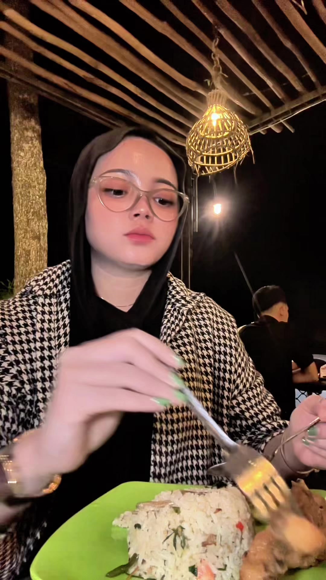 @cutkina_