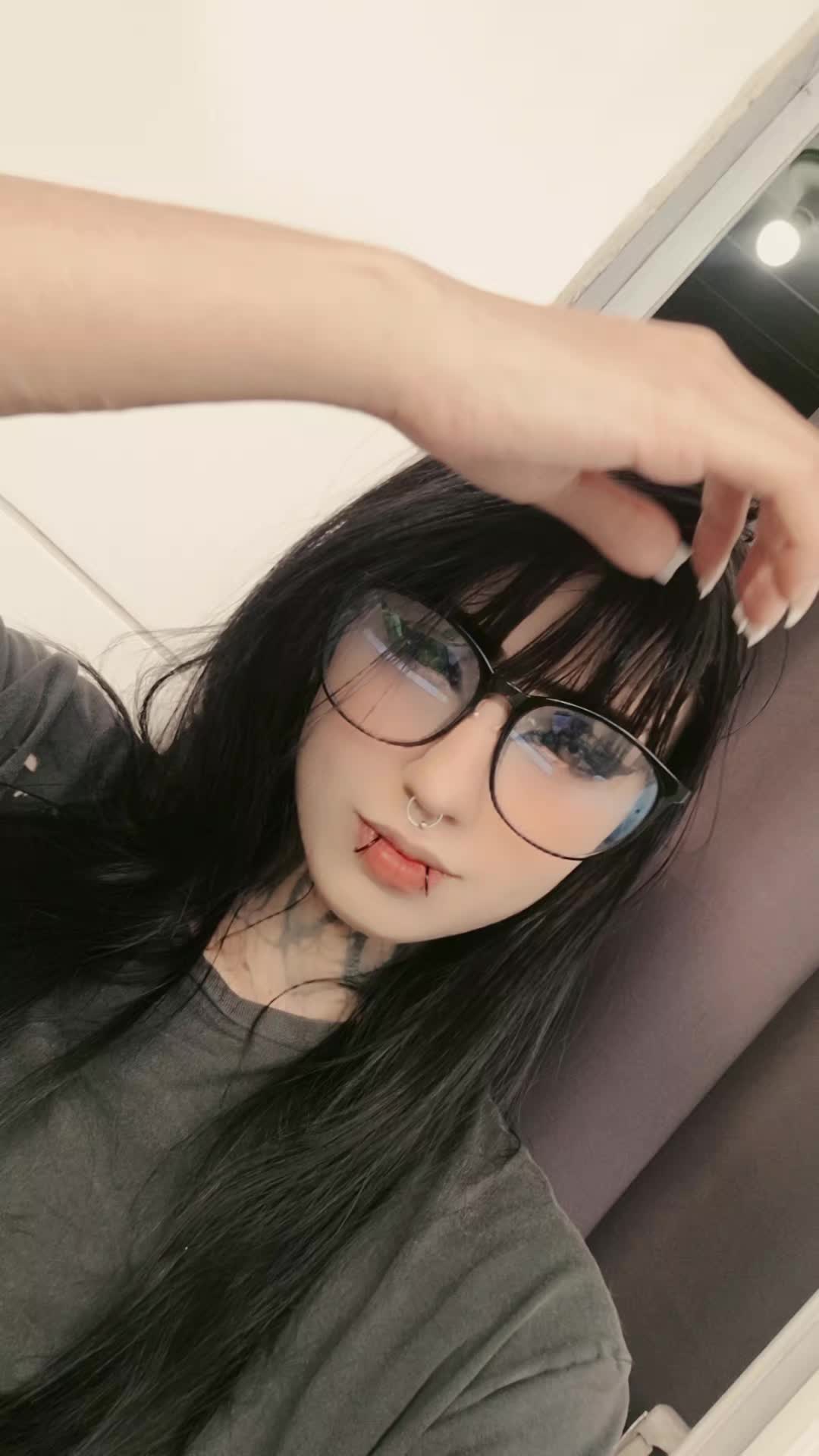 @Akyra Suzuki