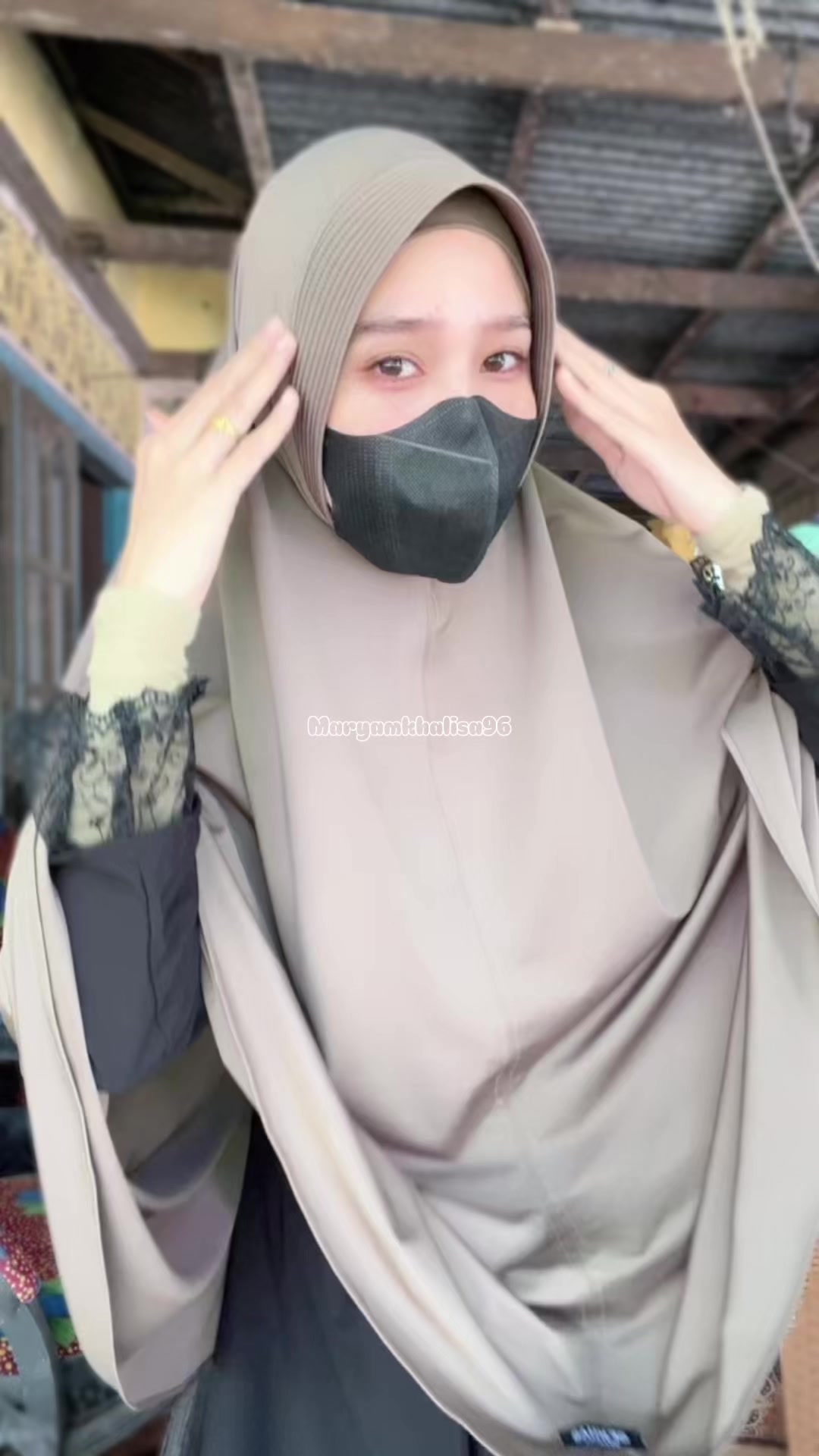 @Maryamkhalisa96