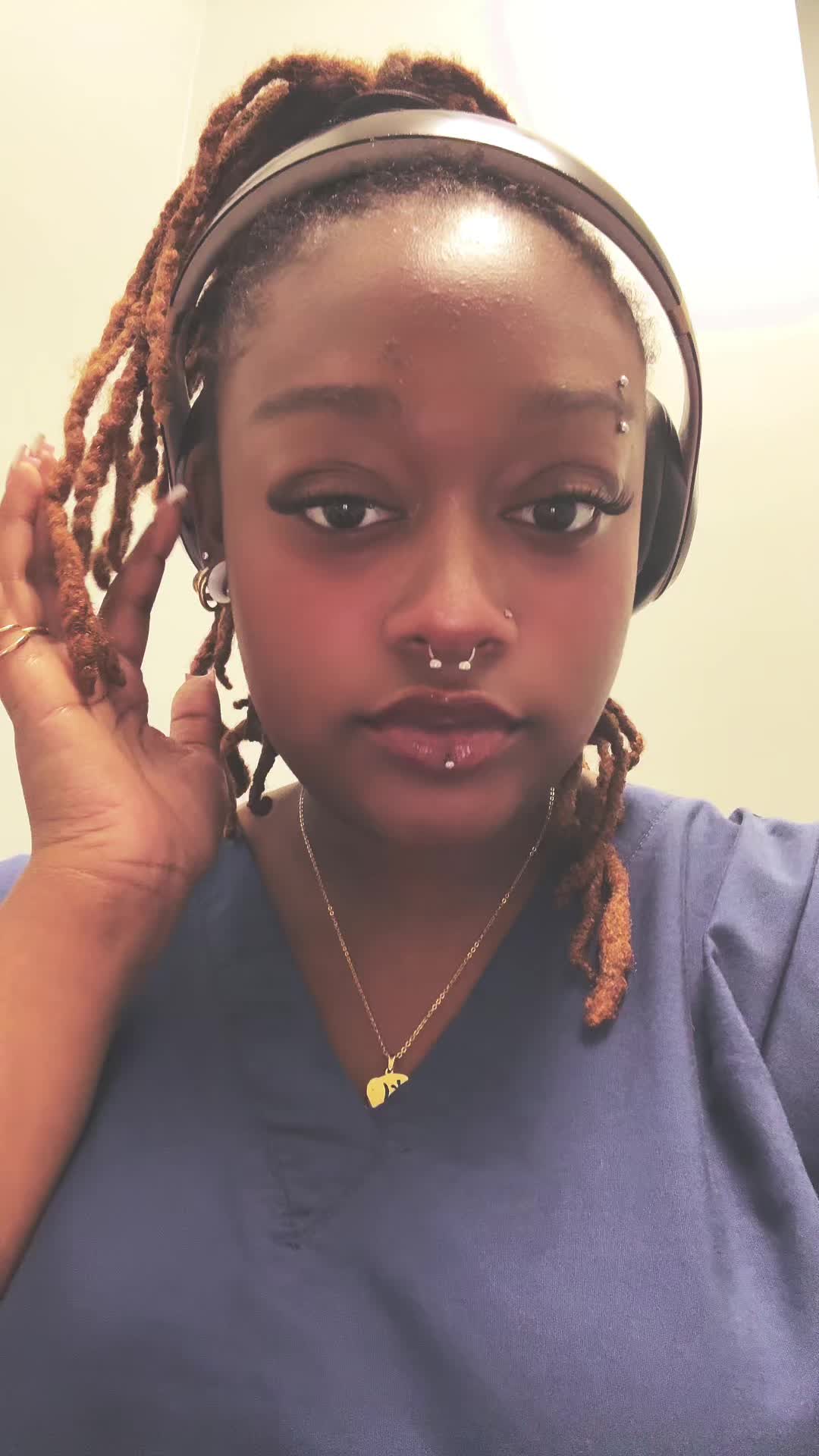 @𝐋 𝐨 𝐧 𝐝 𝐲 𝐧⋆.✰༄