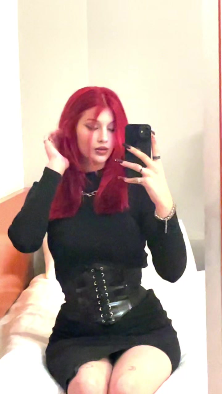 @🏍️