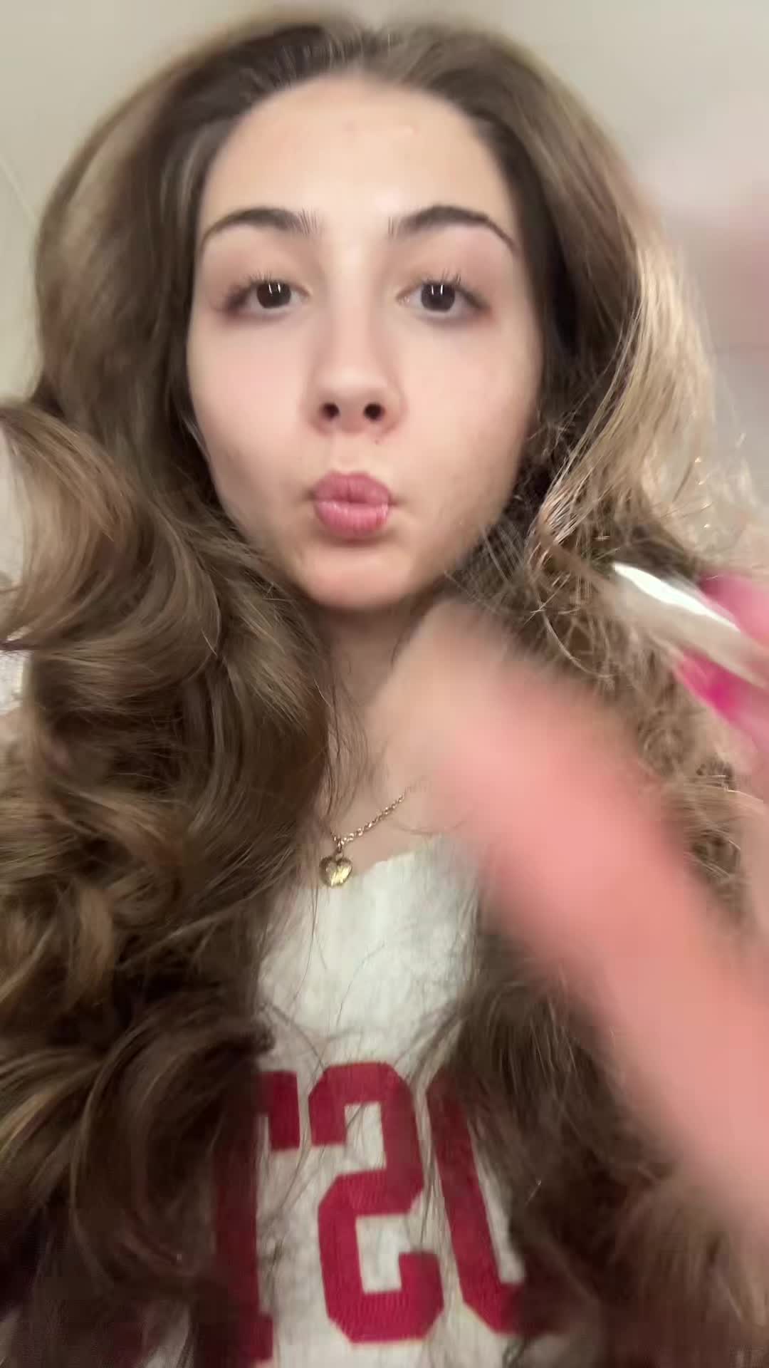 @Ana