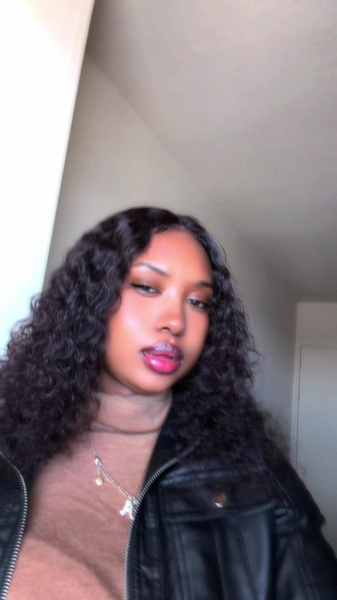 @Ayesha👁️
