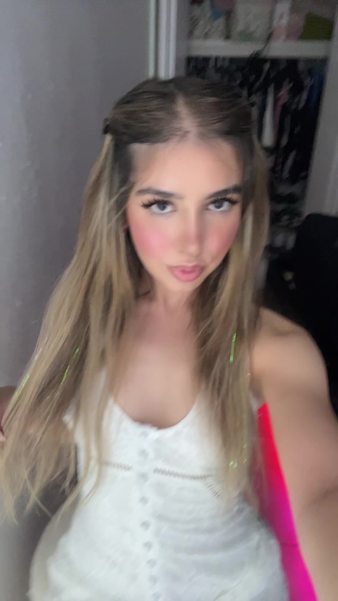 @angell.ll01