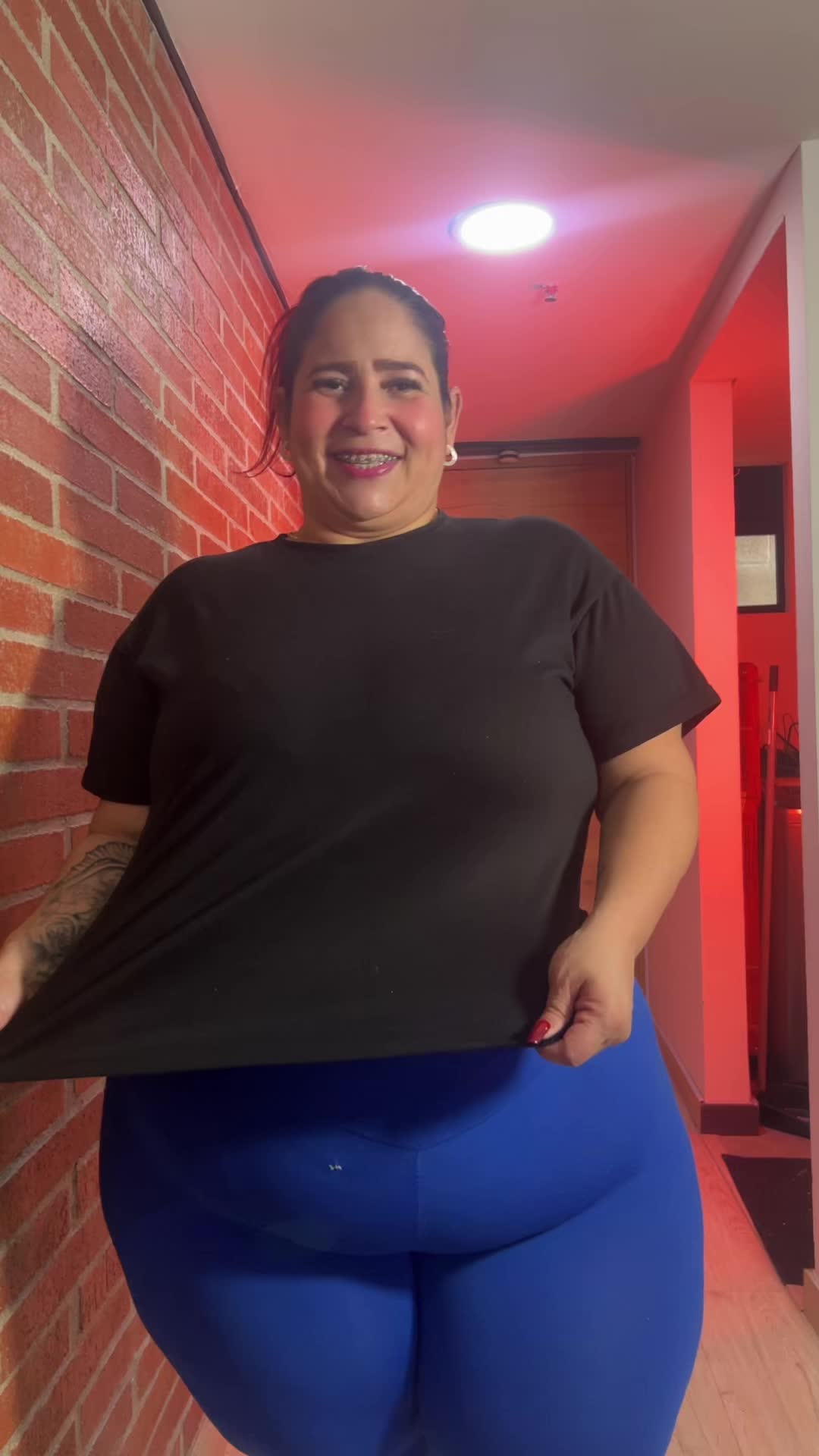 @lolapopvibes