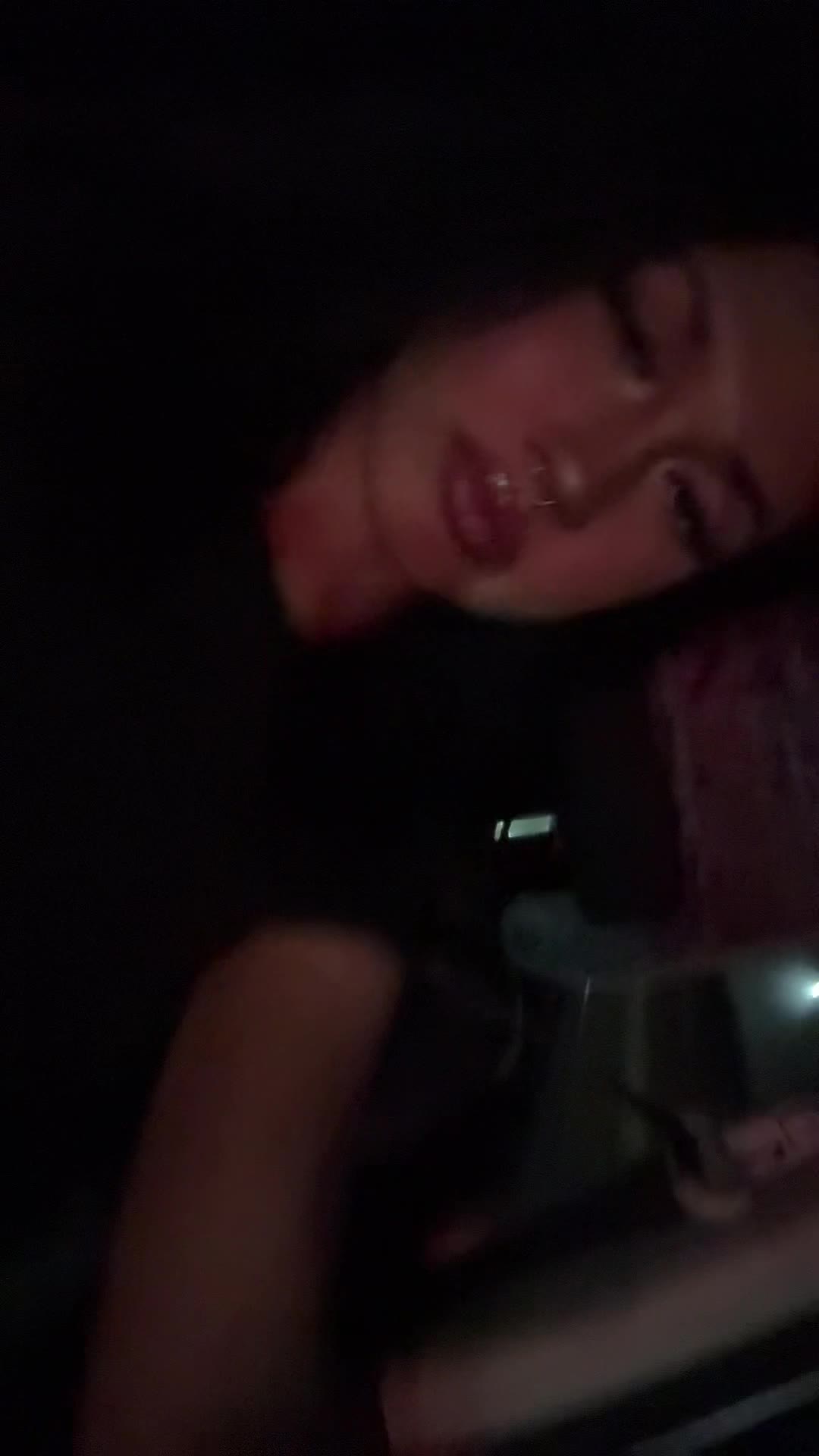 @…