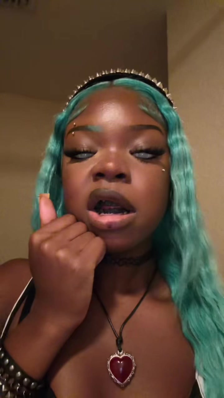 @️poopyglam69