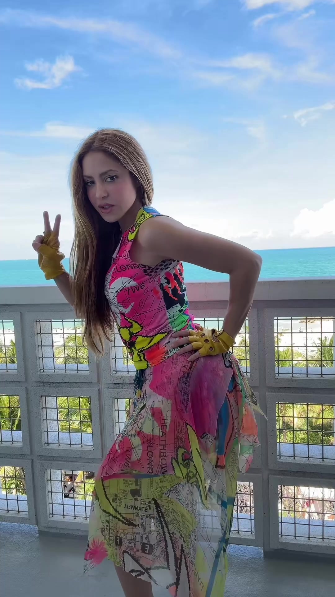 @Shakira