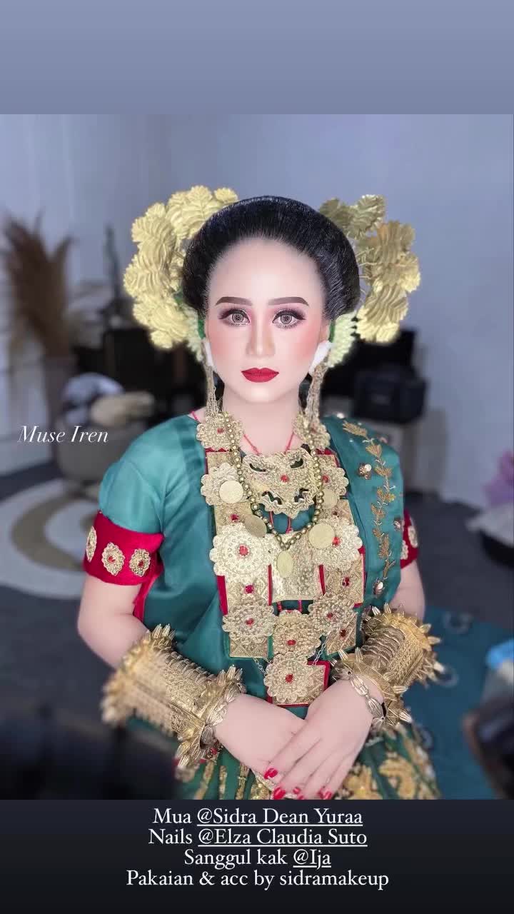 @Sidra Dean Yuraa
