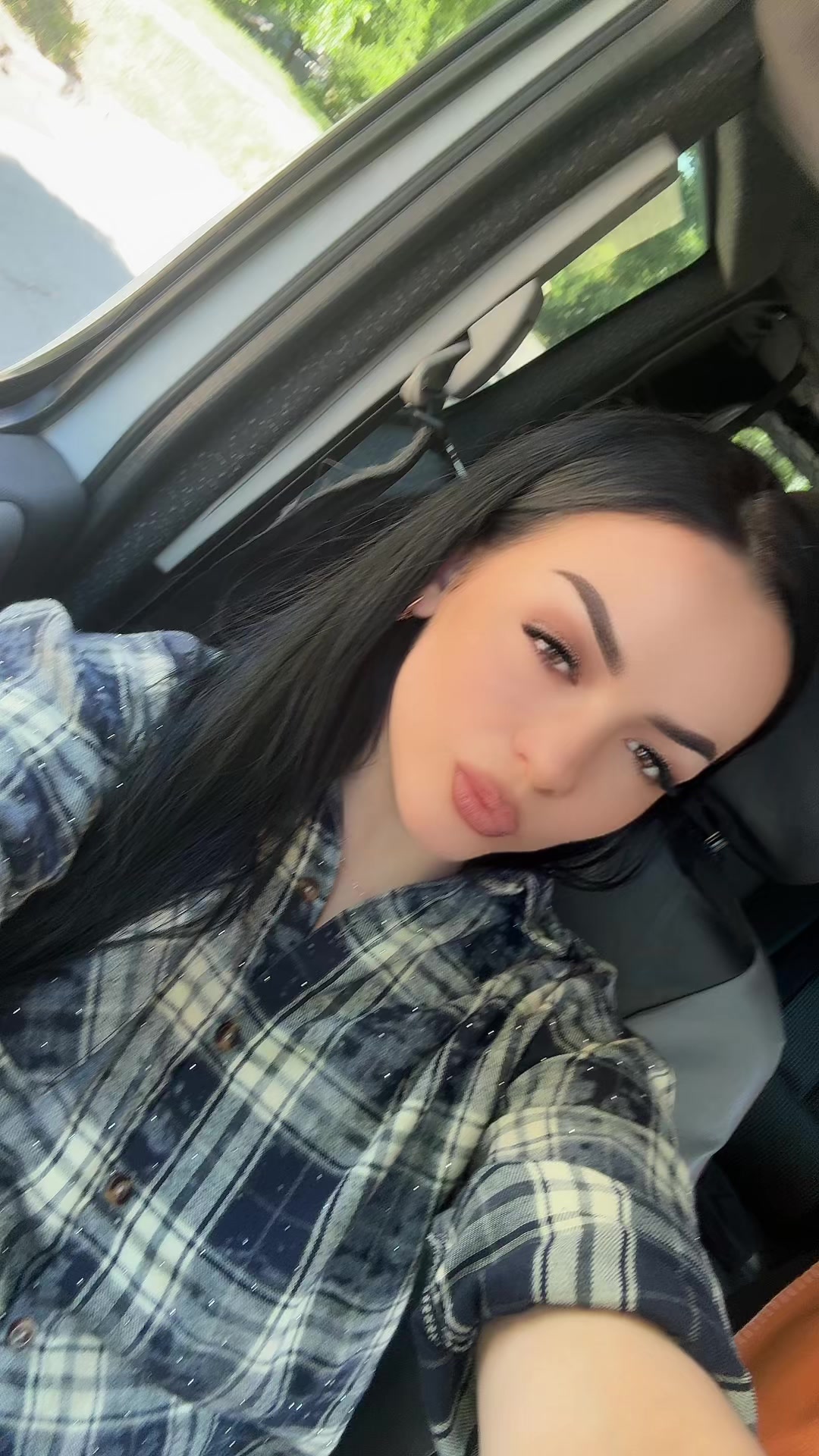 @Alinuța 💣👑