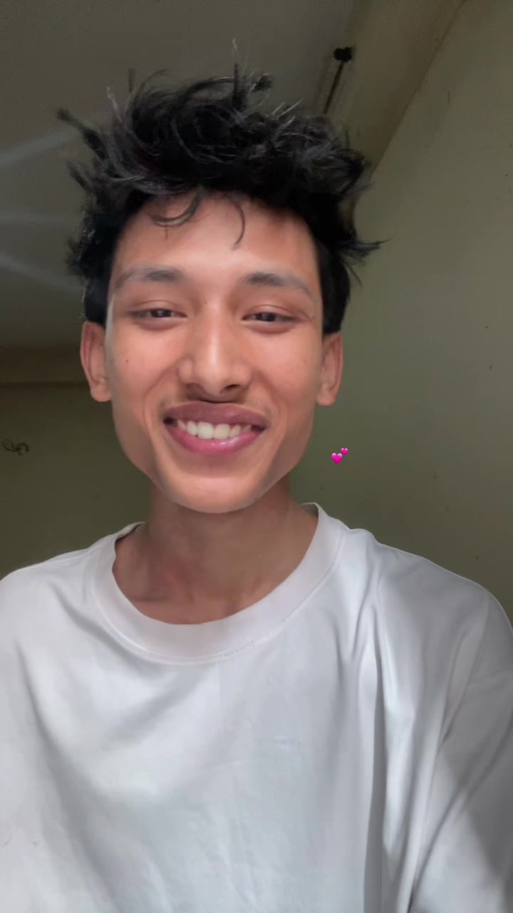 @✮