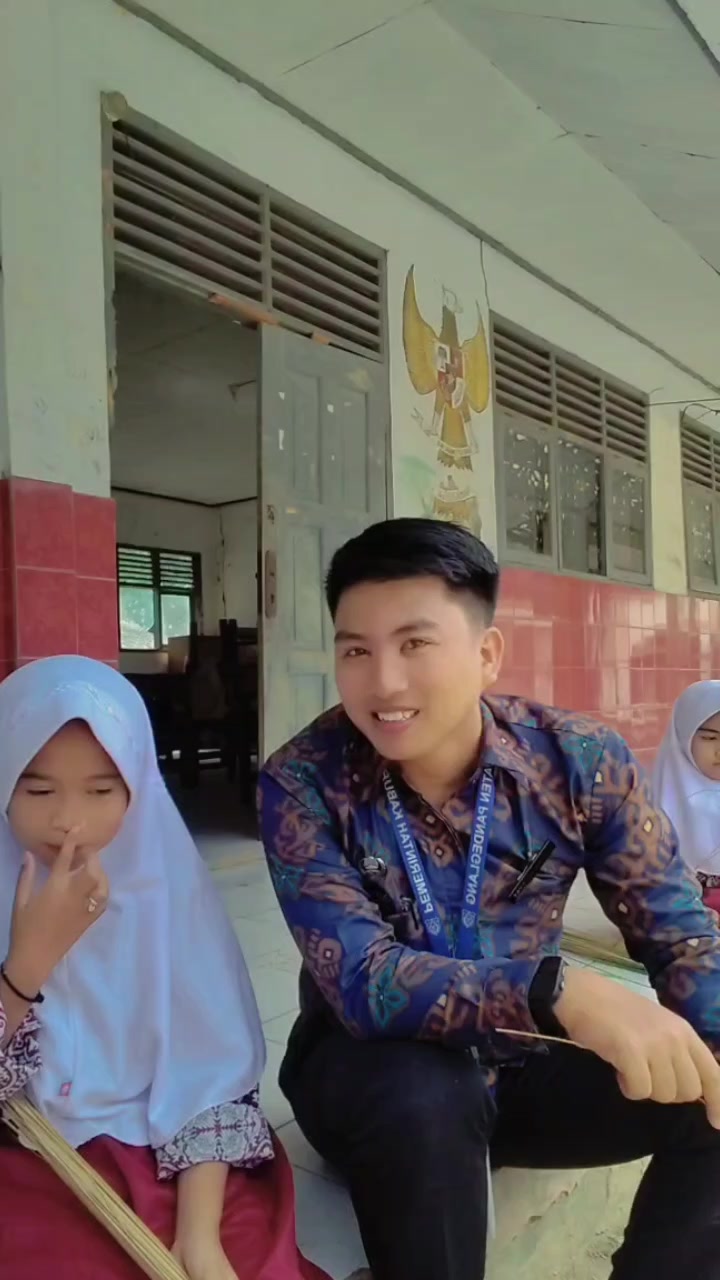 @Den