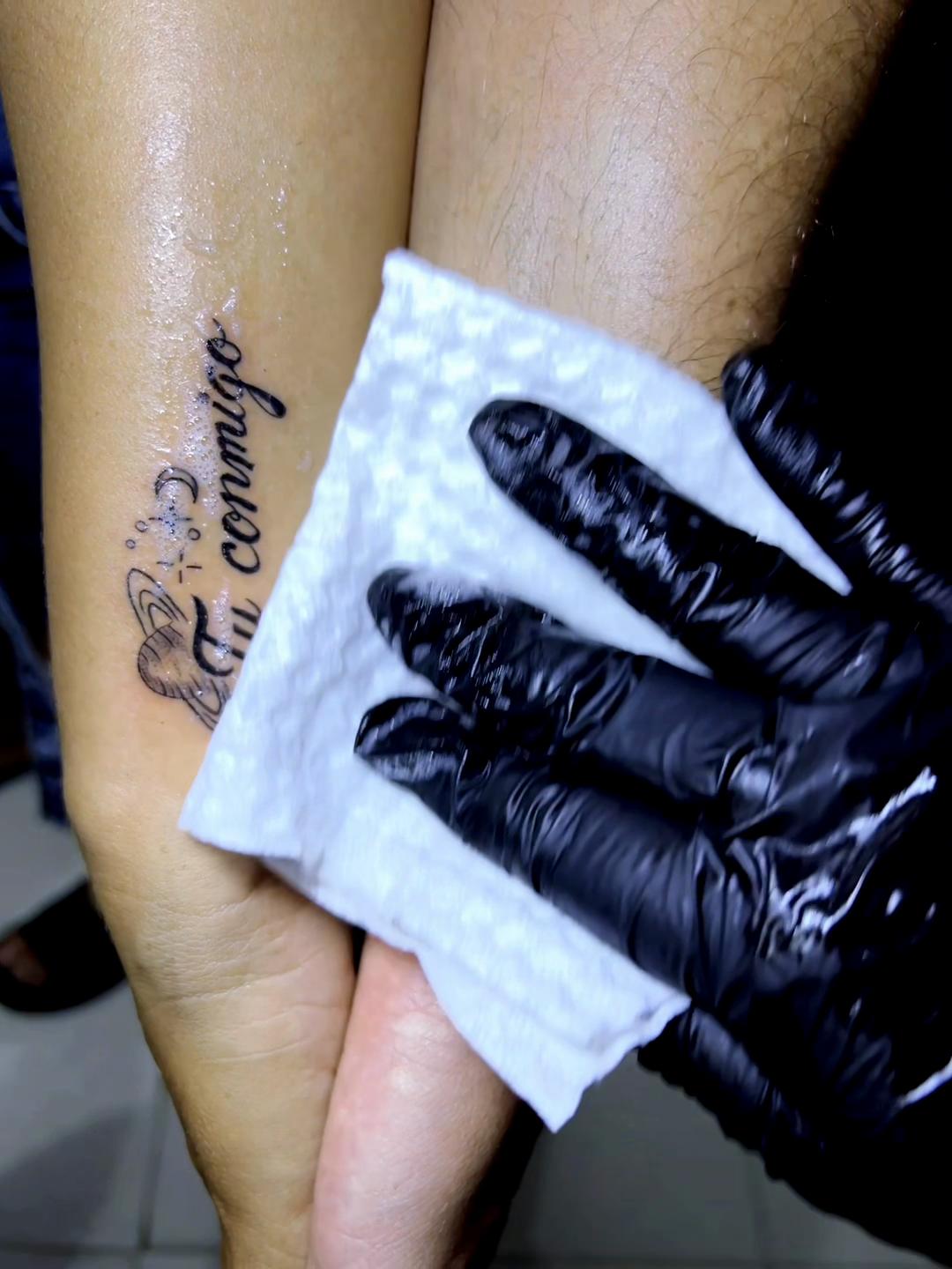 @Yenny Paola 🔥🖋️