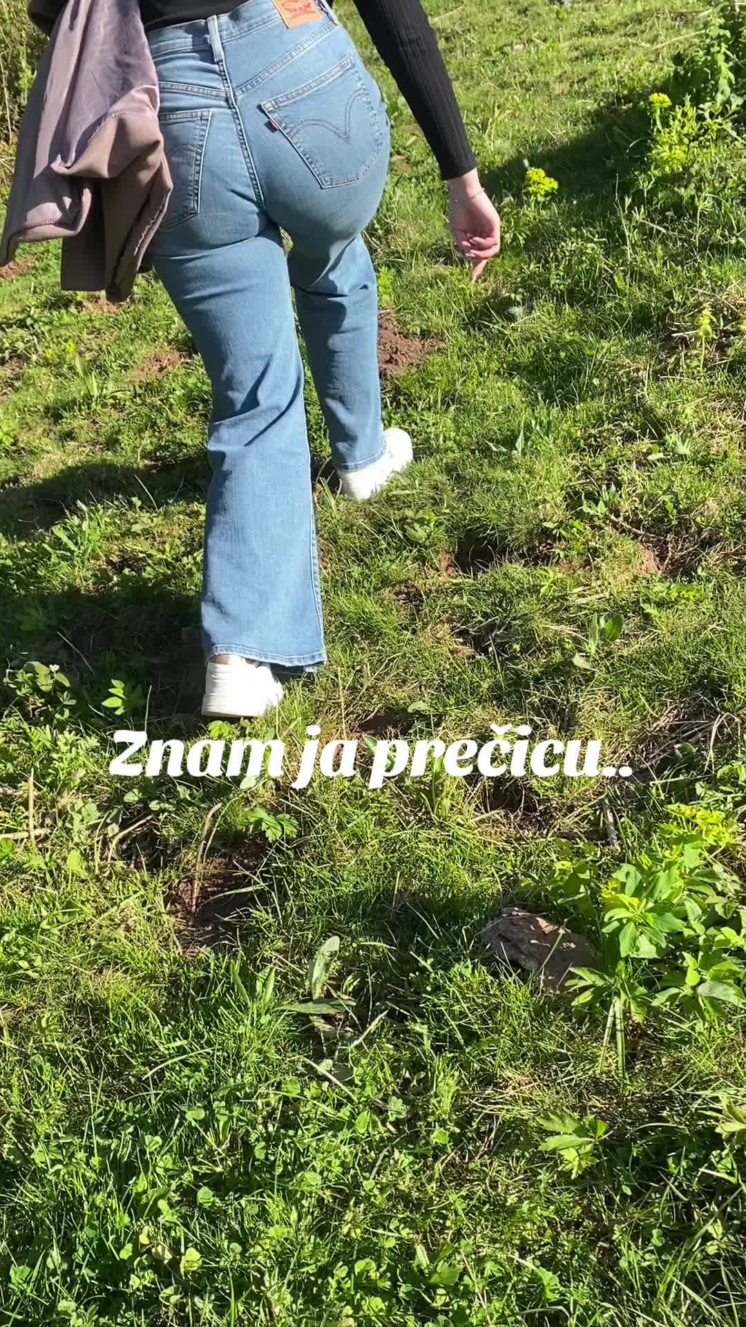 @Džoli