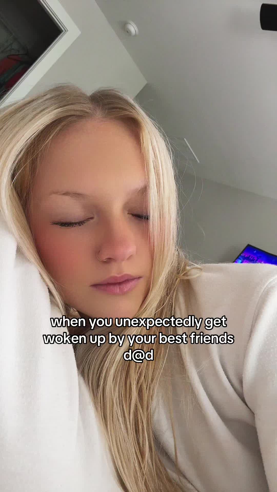@M I A