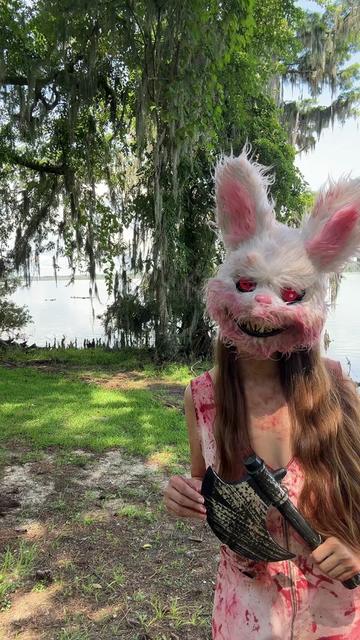 @🐰🪓 Dixie the Bunny 🪓🐰