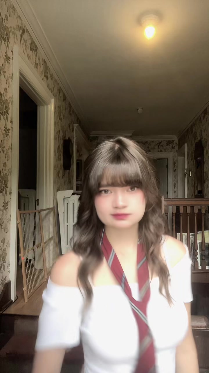 @⋆｡𖦹&deg;⭒˚｡⋆MelodyMay❀⋆.ೃ࿔*:･