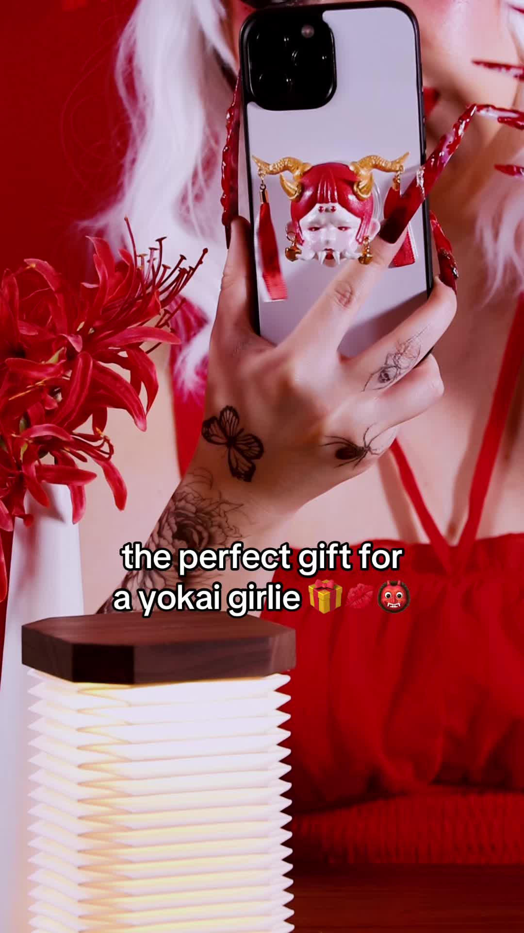 @demoness