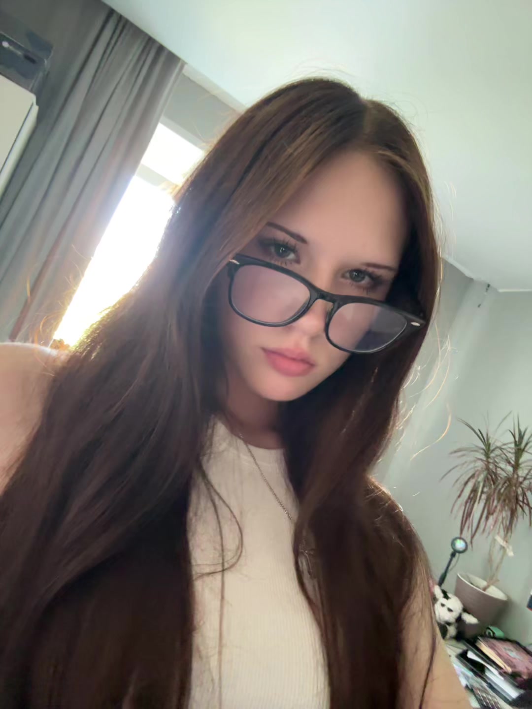 @.miumiu.0
