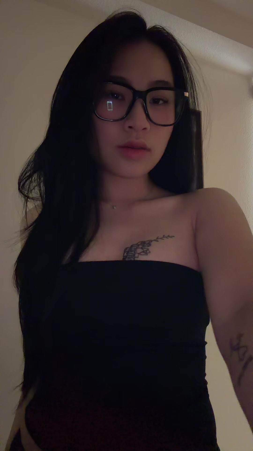 @𝚟𝚢