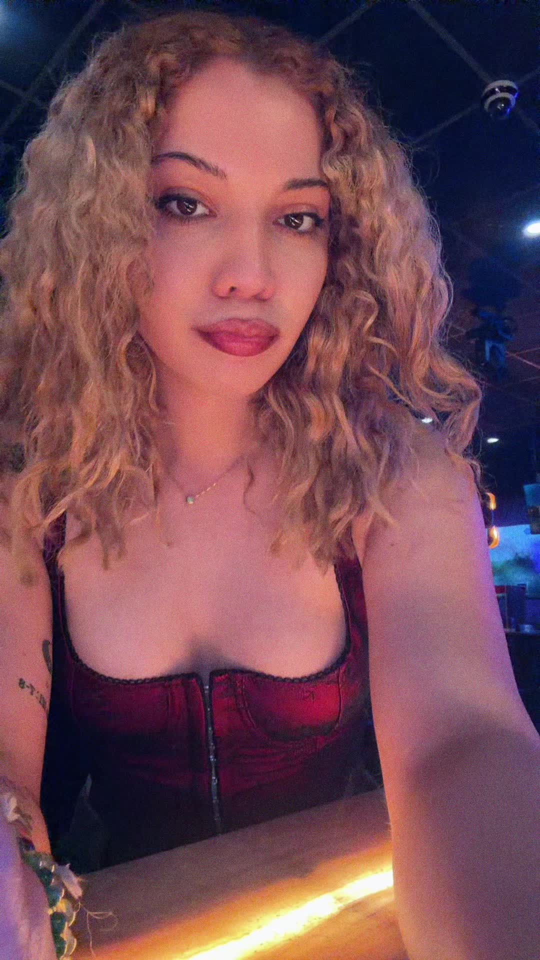@jaaeeebae