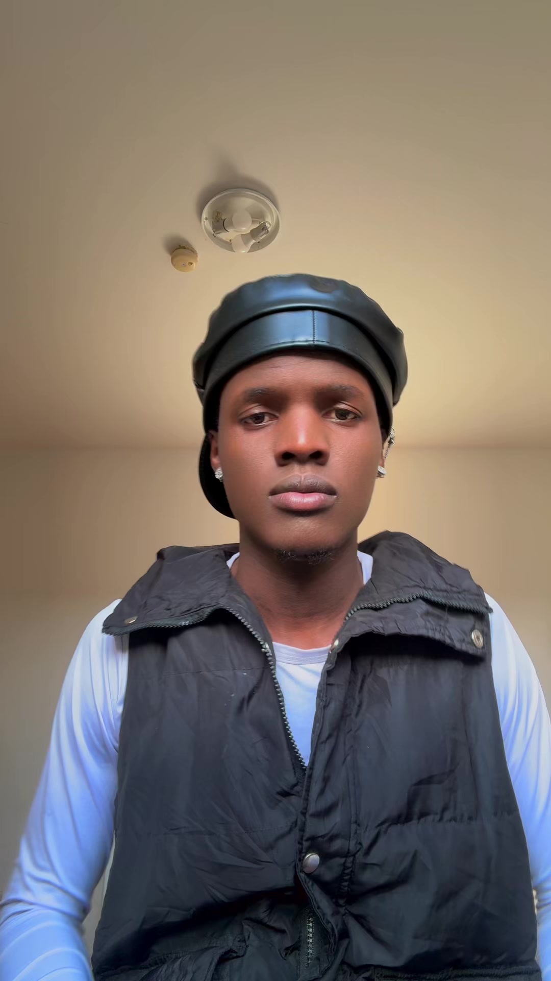 @Ficknots🇺🇬🇩🇪