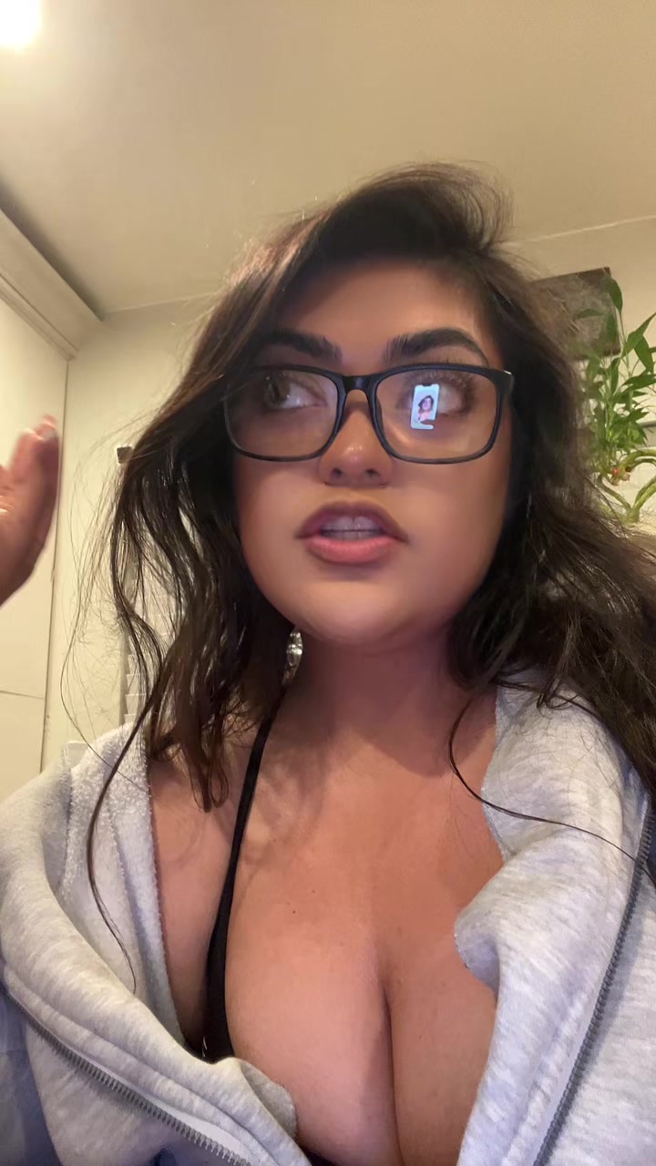 @KarinaOutOfOffice