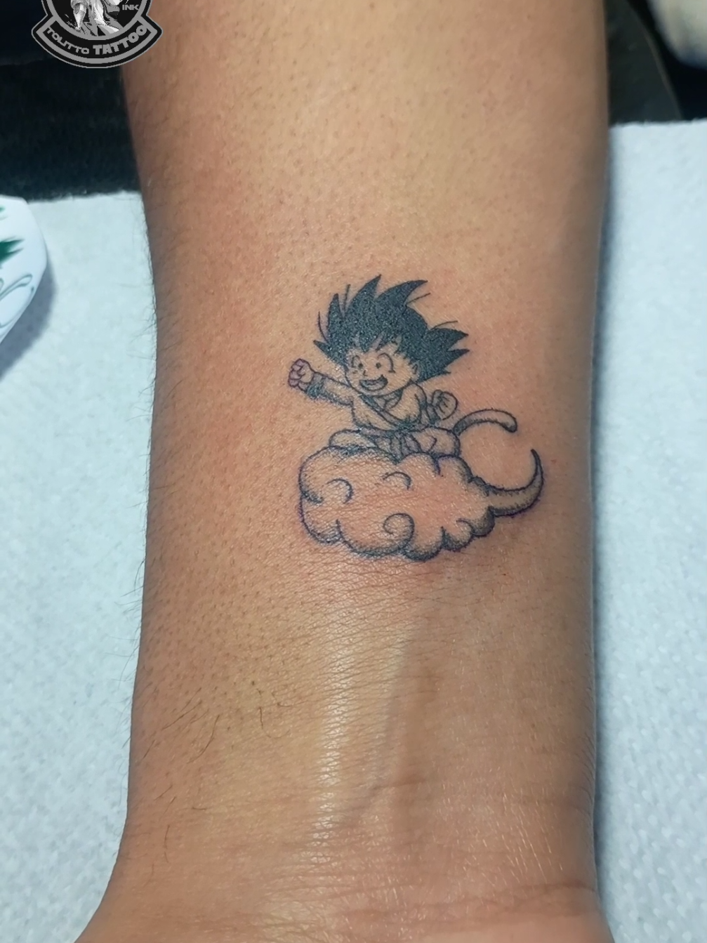 @Tolitto Tattoo 🤍🖤🤟🏼