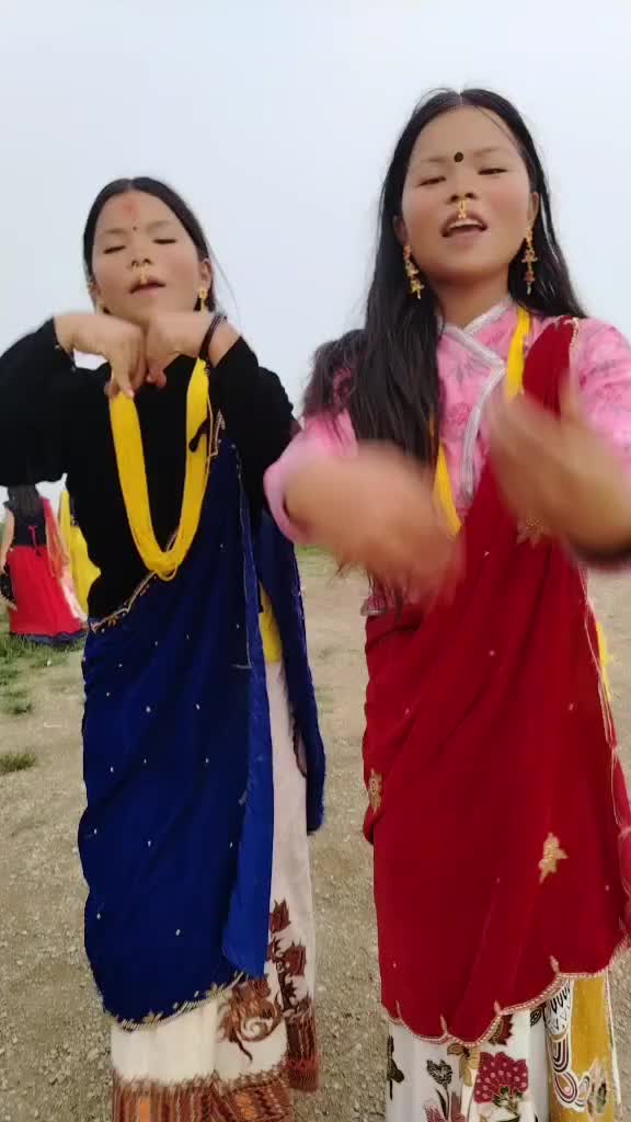 @tweinsgirls