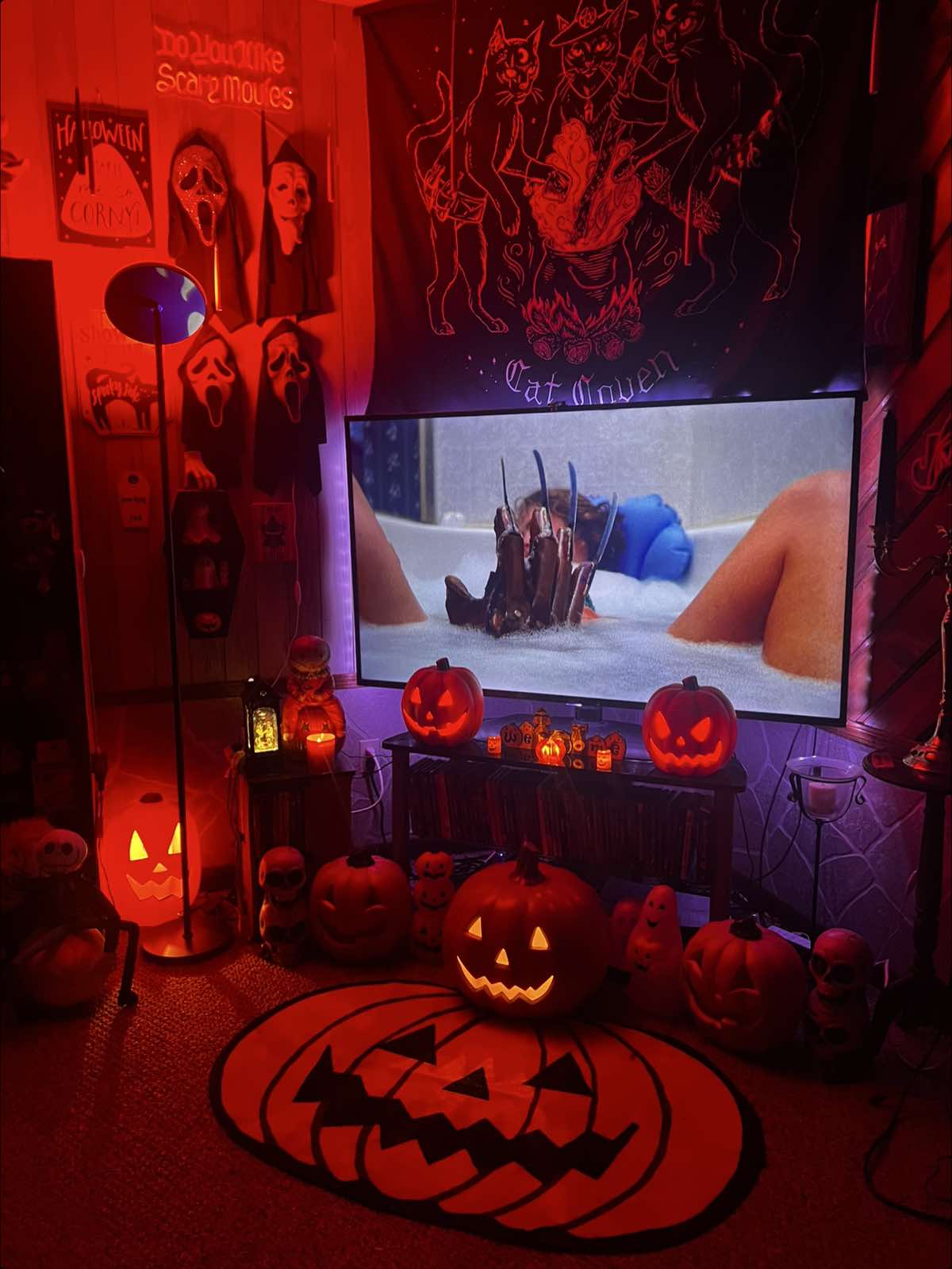 @Spooky Sara🦇🎃