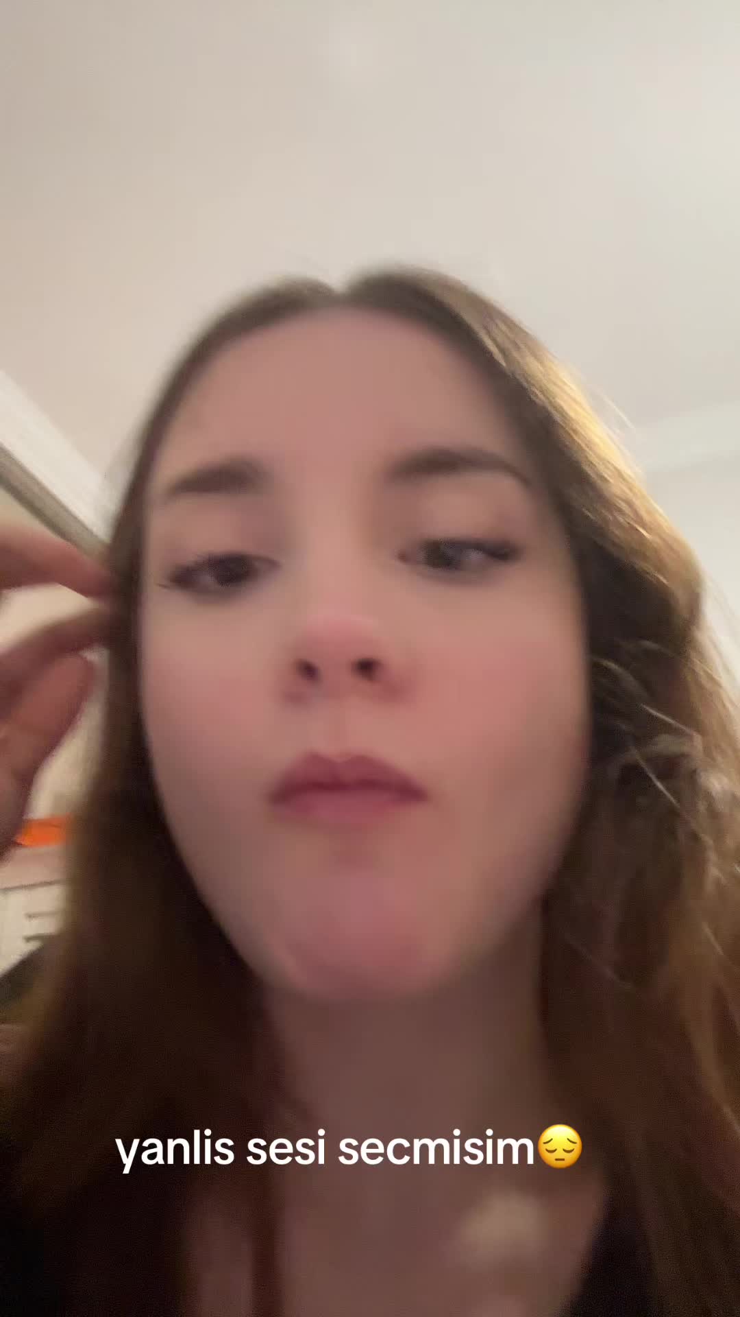@🦦