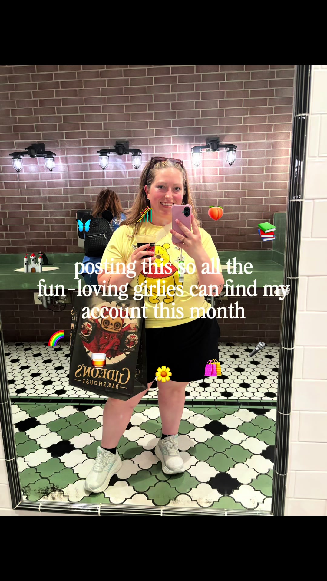 @✨🛍️🎢📚Jess Finds Fun☕️✈️🏰✨